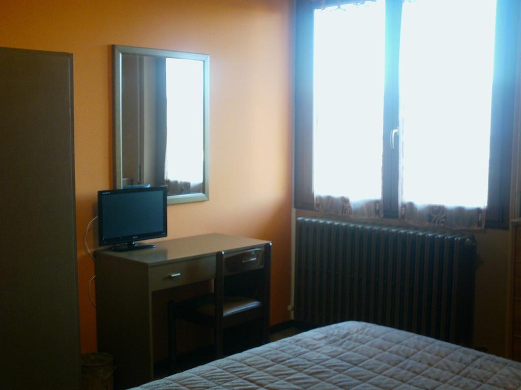 Albergo Filippo Nibionno Room photo
